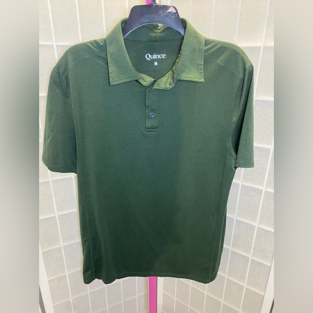Quince Men's Forest Green Polo